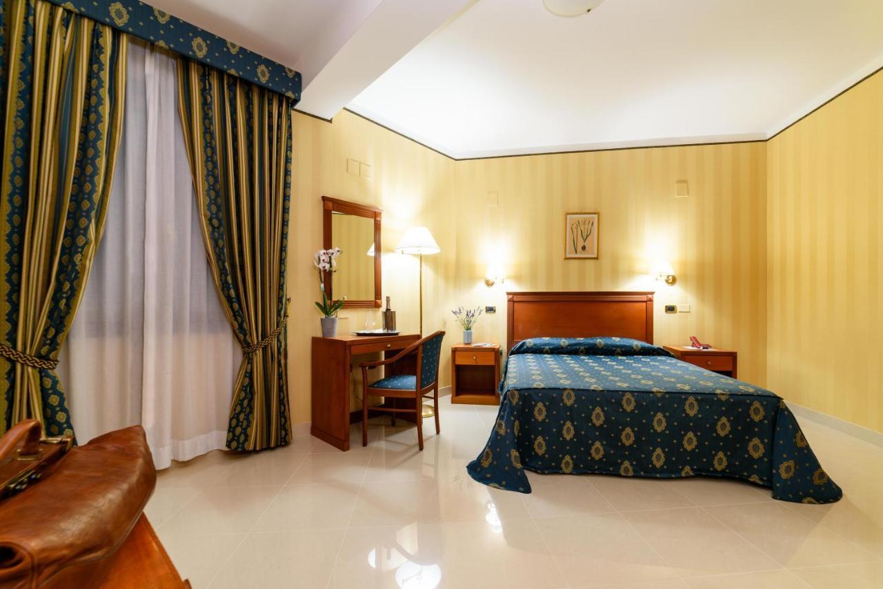 Hotel Hermitage Polla Extérieur photo