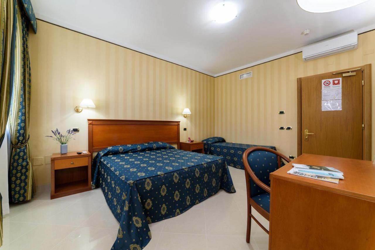 Hotel Hermitage Polla Extérieur photo