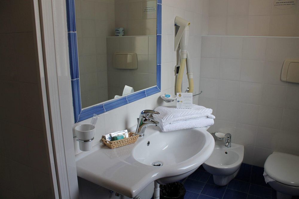 Hotel Hermitage Polla Extérieur photo